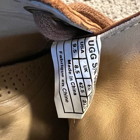 UGG Men’s Oxford Lace Up Shoe - Picture 6 of 7